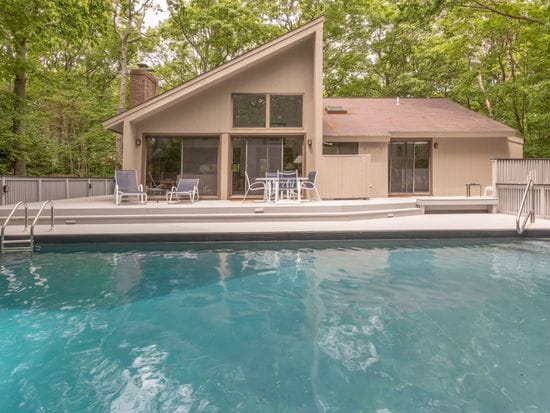 10 Wooded Oak Ln, East Hampton, NY 11937 - Image 1