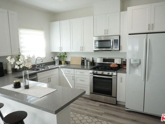 1157 S Point View St, Los Angeles, CA 90035 - Image 1