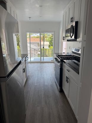 1340 9th St APT B, Santa Monica, CA 90401 - Image 1