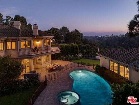 13731 Romany Dr, Pacific Palisades, CA 90272 - Image 1