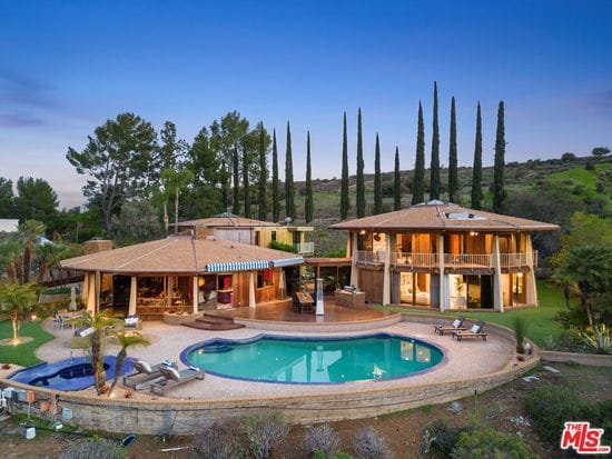 17862 Via Vallarta, Encino, CA 91316 - Image 1