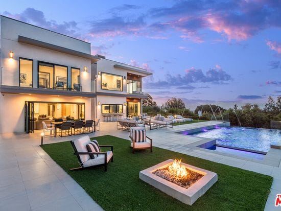 4338 Gayle Dr, Tarzana, CA 91356 - Image 1