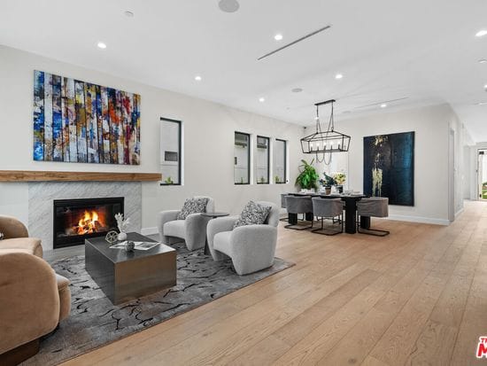 4475 Mammoth Ave, Sherman Oaks, CA 91423 - Image 1