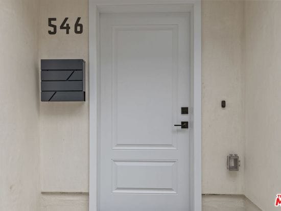 546 N Genesee Ave, Los Angeles, CA 90036 - Image 1